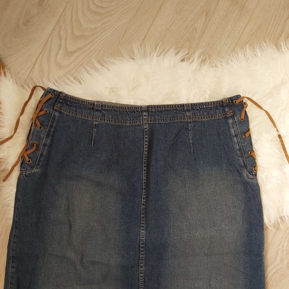 Maxi Denim Y2K skirt - Picture 3 of 8